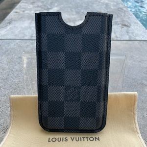 Louis Vuitton Case